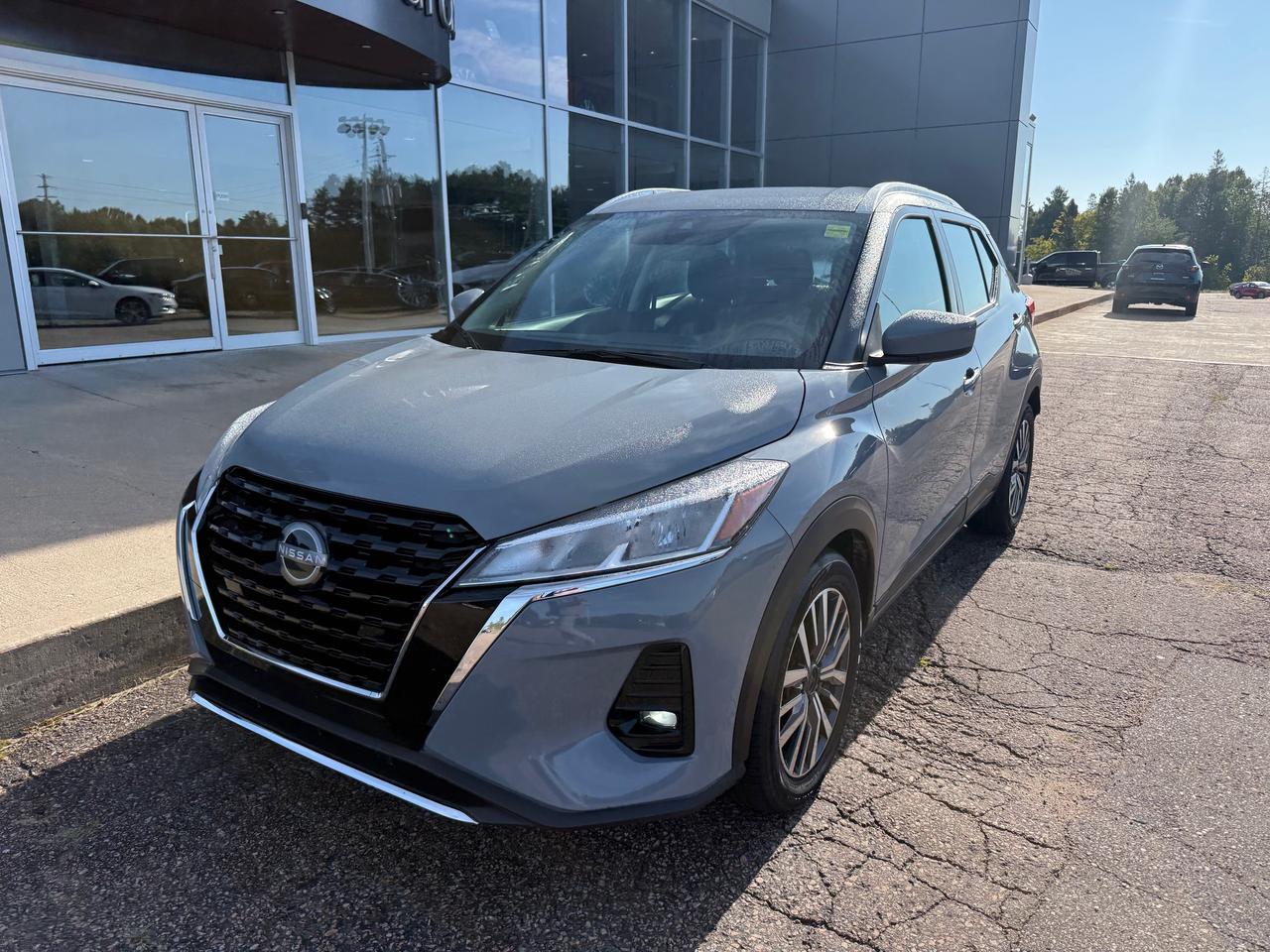 2025 Nissan Kicks Play SV 4dr Front-Wheel Drive Photo