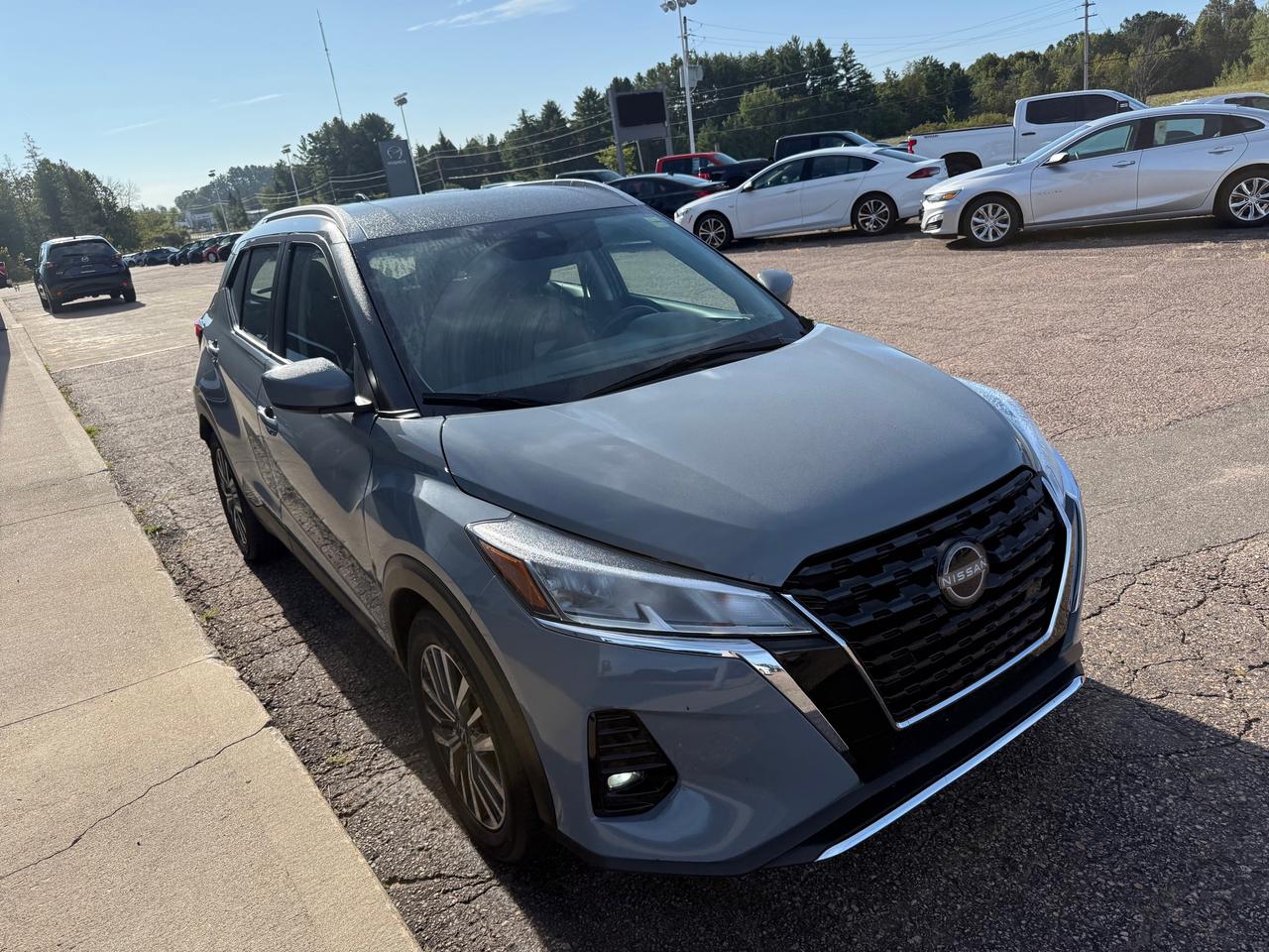 2025 Nissan Kicks Play SV 4dr Front-Wheel Drive Photo