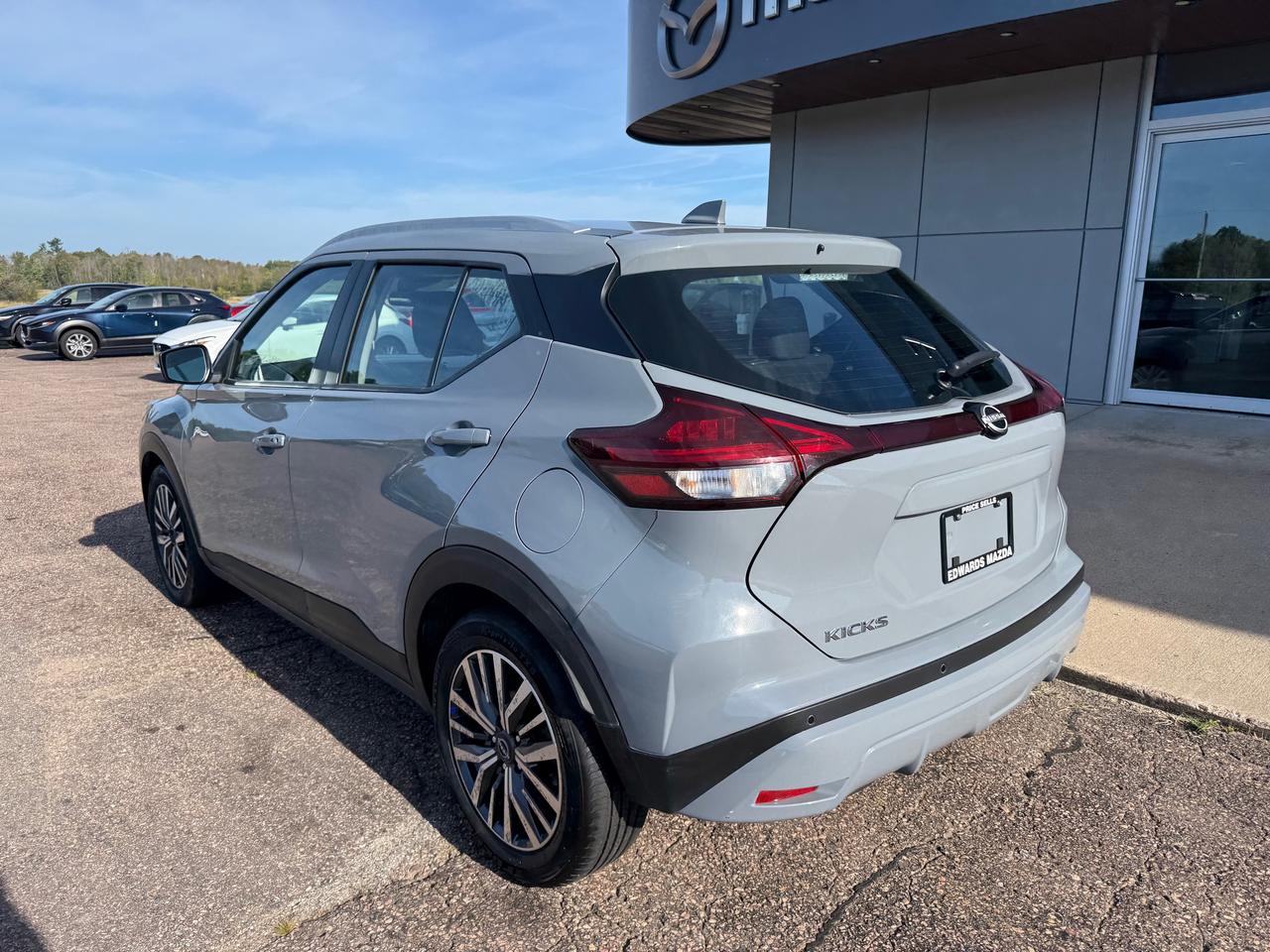 2025 Nissan Kicks Play SV 4dr Front-Wheel Drive Photo