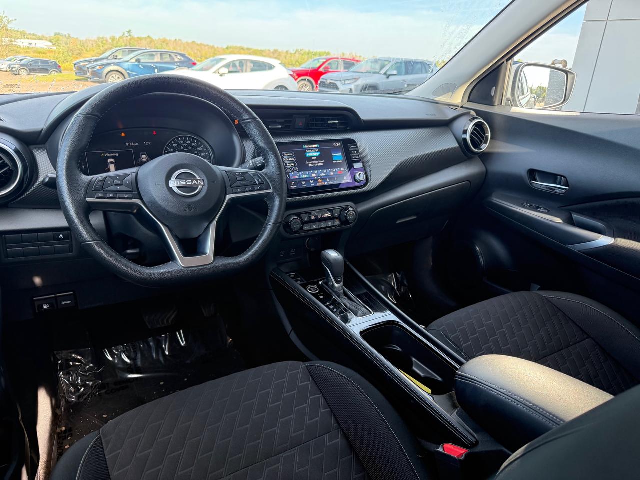 2025 Nissan Kicks Play SV 4dr Front-Wheel Drive Photo