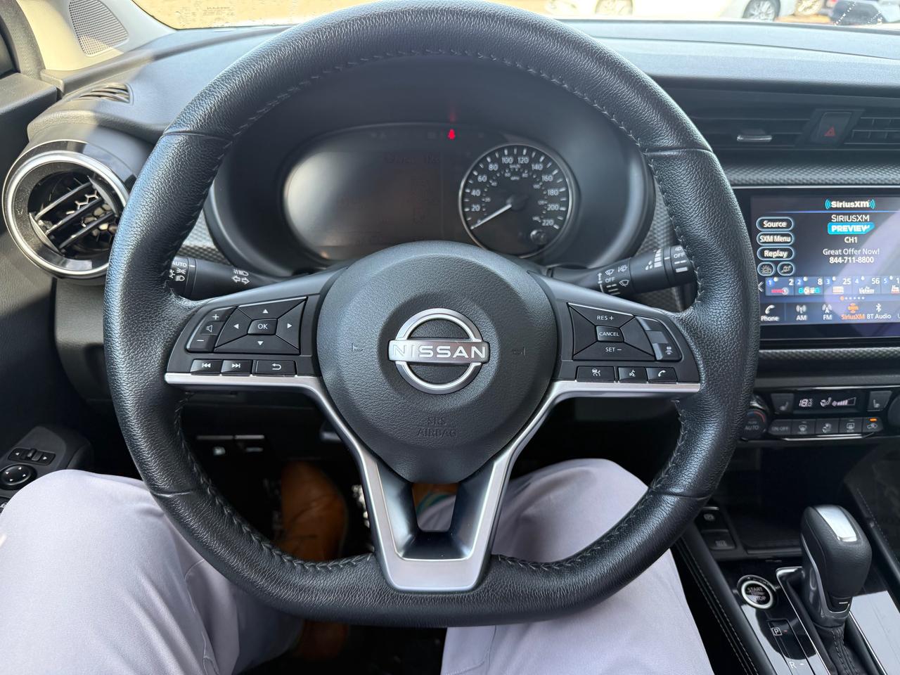 2025 Nissan Kicks Play SV 4dr Front-Wheel Drive Photo