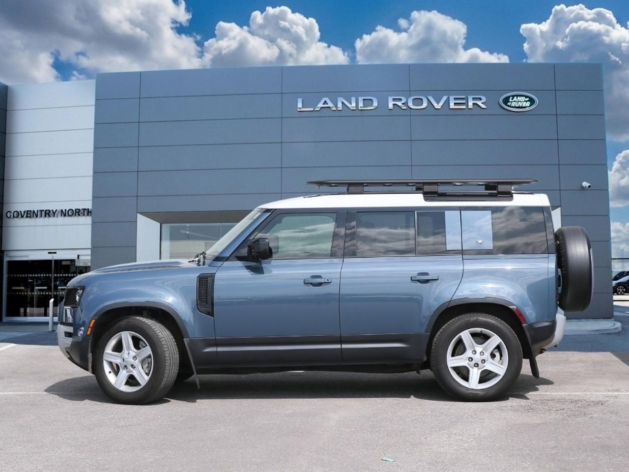 2022 Land Rover Defender SE Photo1