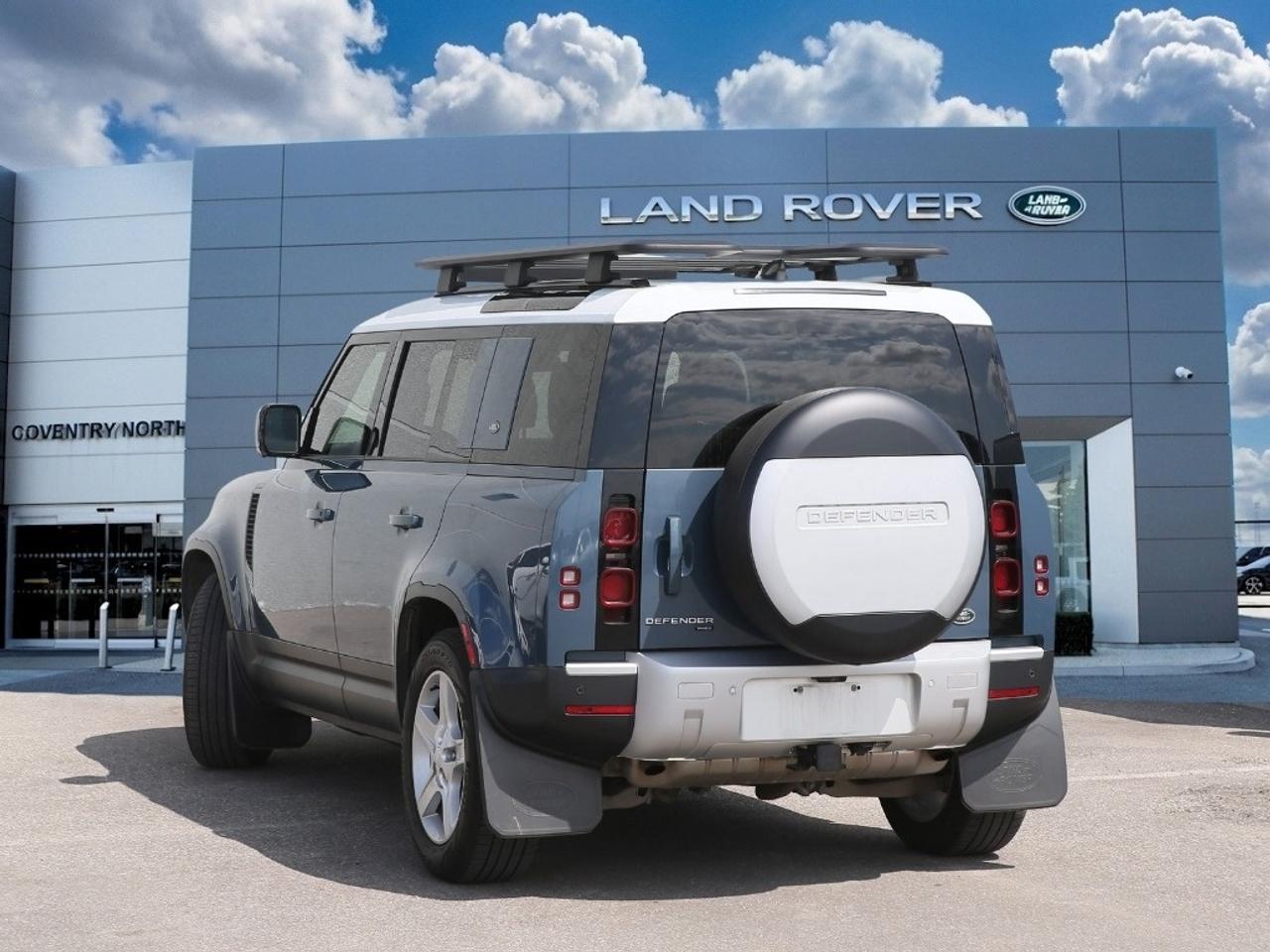 2022 Land Rover Defender SE Photo2
