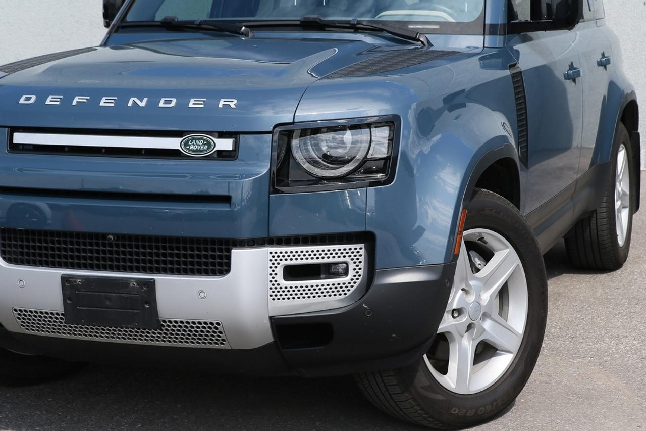 2022 Land Rover Defender SE Photo