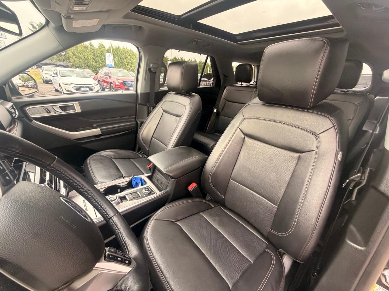 2023 Ford Explorer Limited 4dr 4x4 Photo
