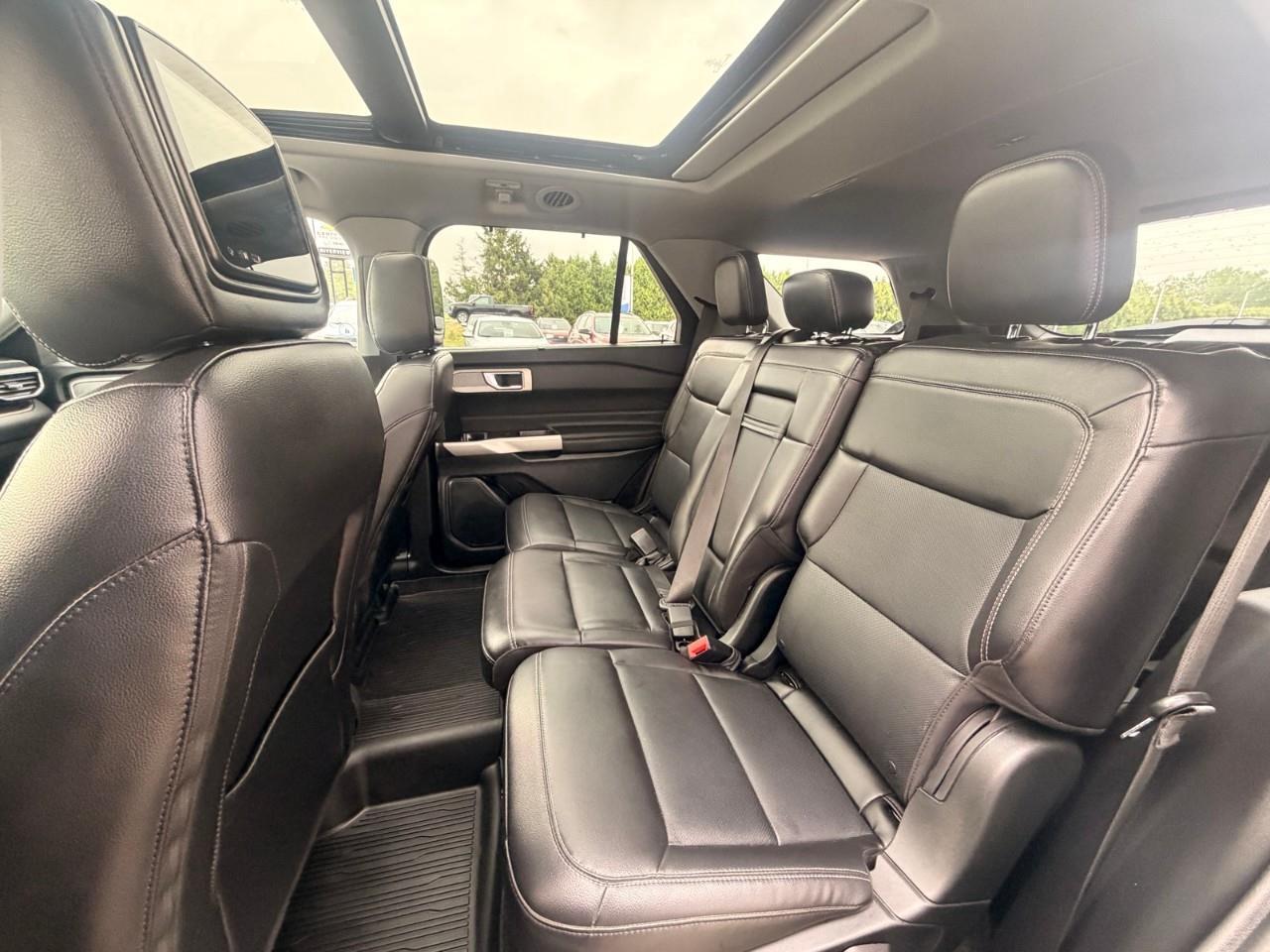 2023 Ford Explorer Limited 4dr 4x4 Photo
