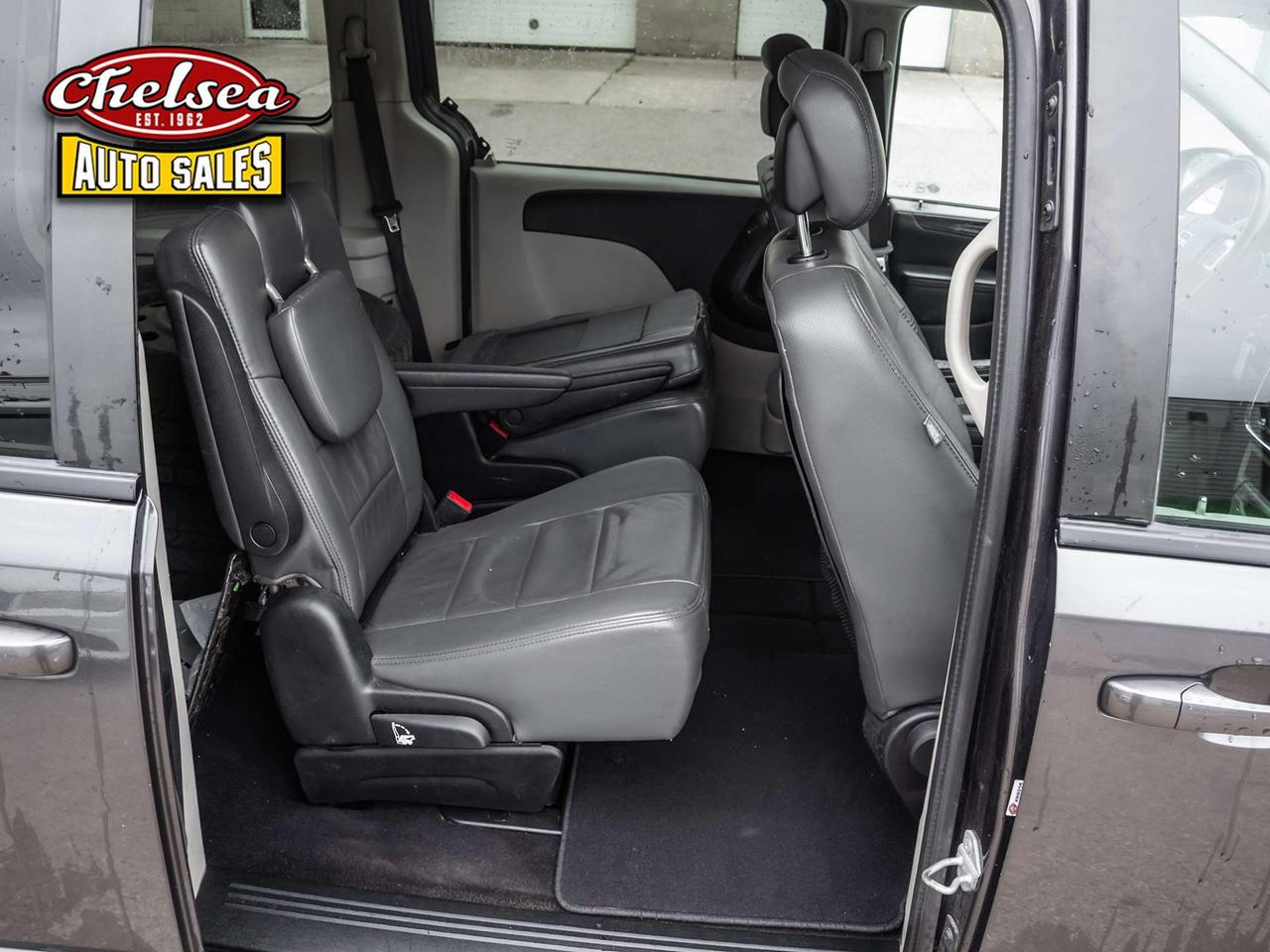 2016 Dodge Grand Caravan SE Photo