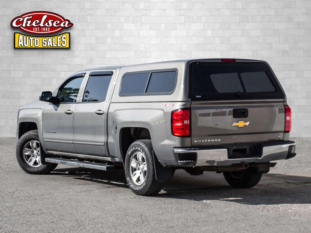 2017 Chevrolet Silverado 1500 LT Crew Cab 4WD Photo