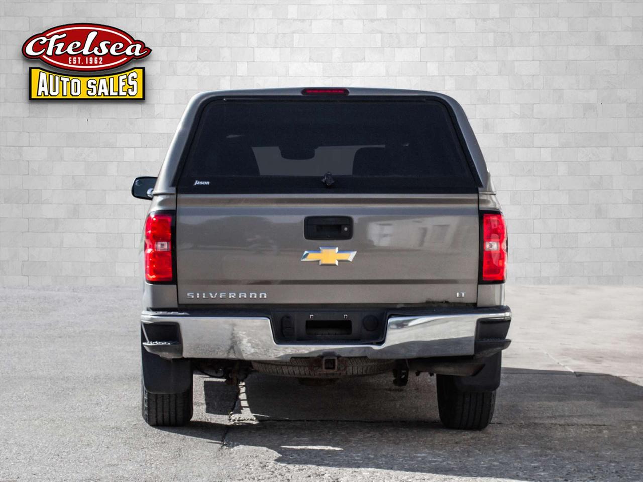 2017 Chevrolet Silverado 1500 LT Crew Cab 4WD Photo