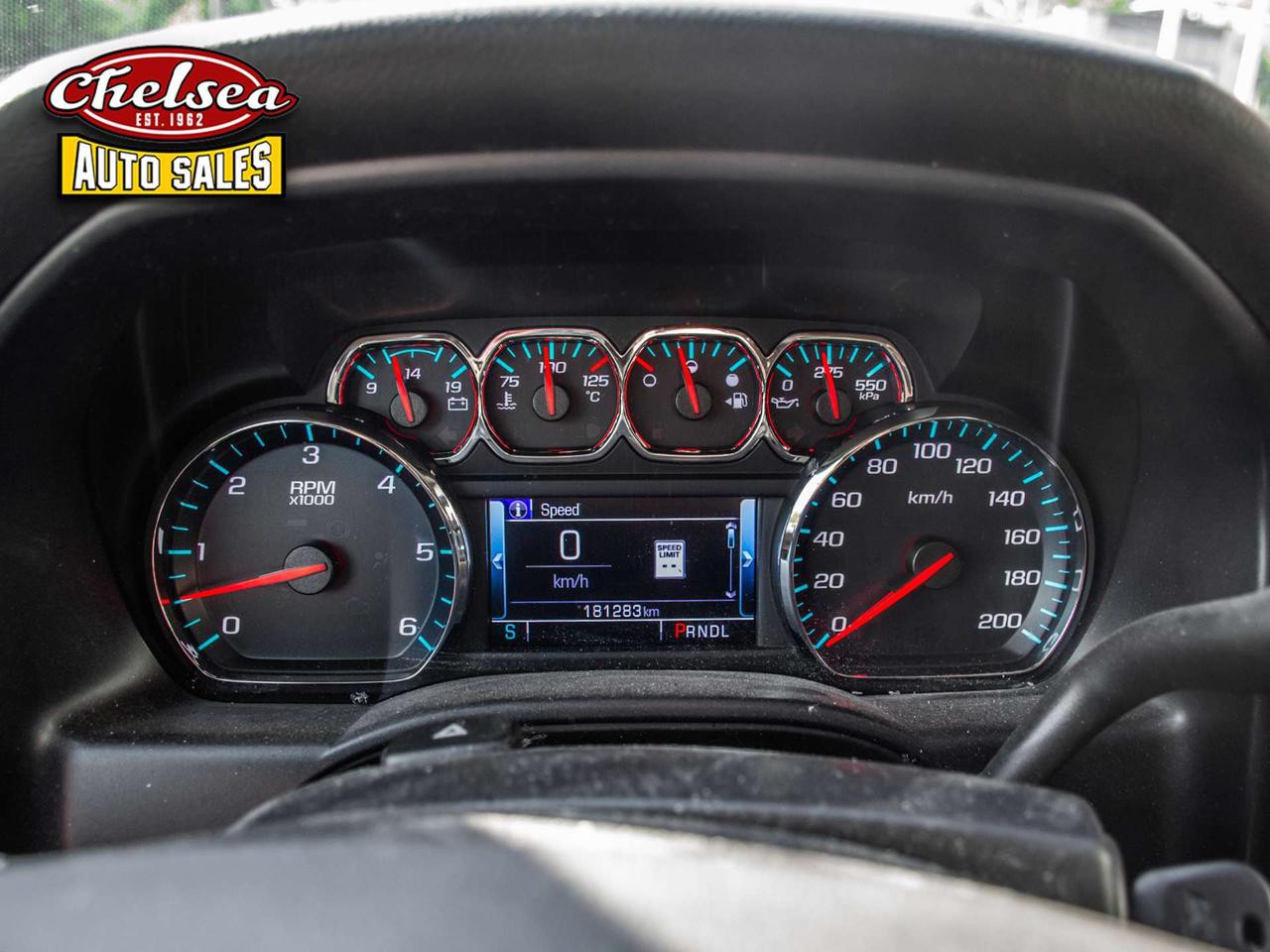 2017 Chevrolet Silverado 1500 LT Crew Cab 4WD Photo