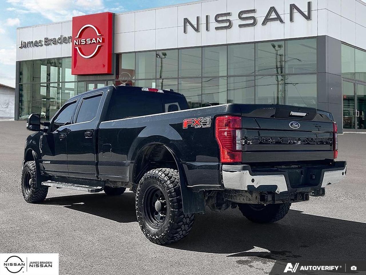2022 Ford SUPER DUTY F-250 SRW LARIAT 4WD Crew Cab 8' Box Photo