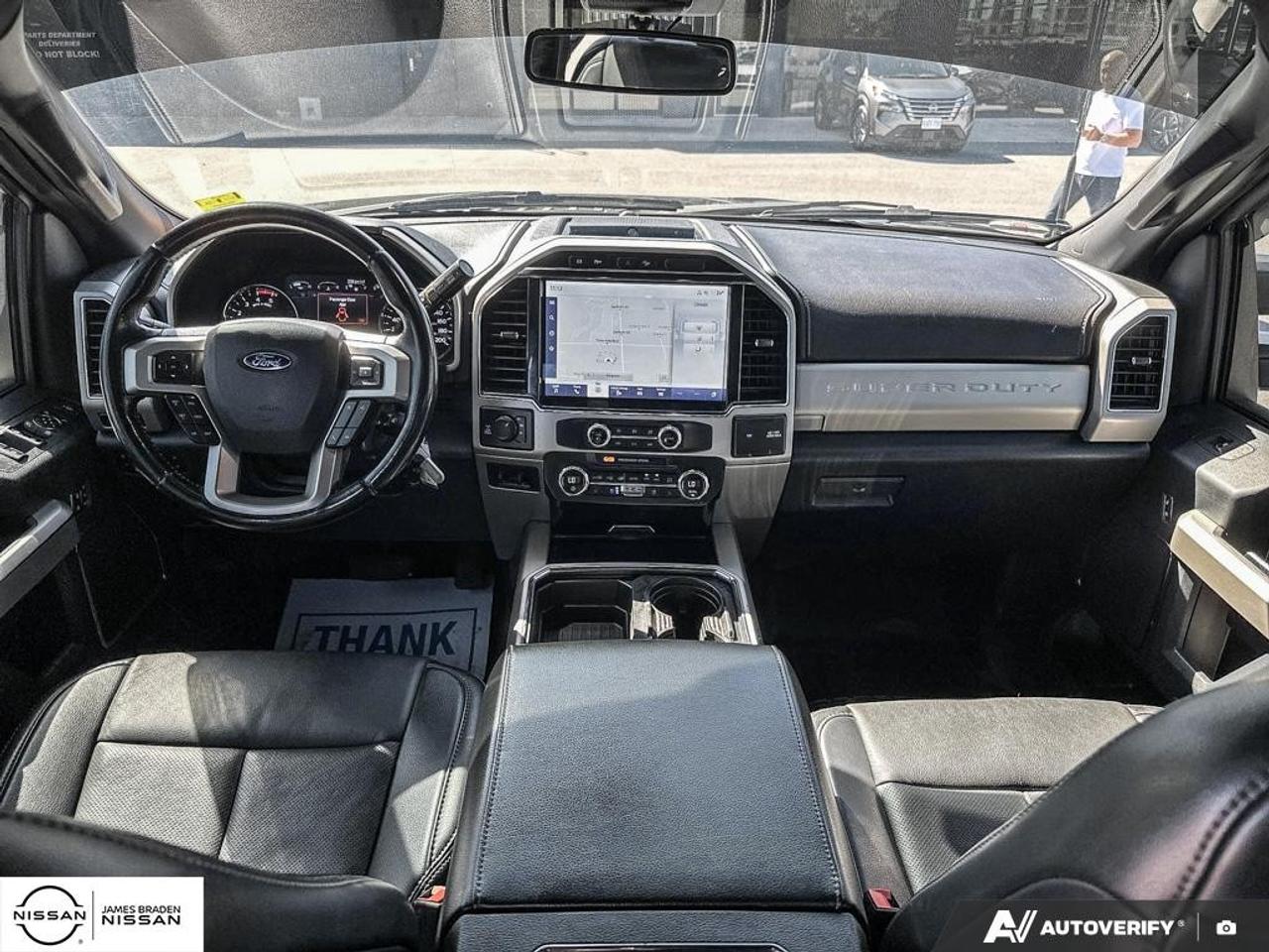 2022 Ford SUPER DUTY F-250 SRW LARIAT 4WD Crew Cab 8' Box Photo