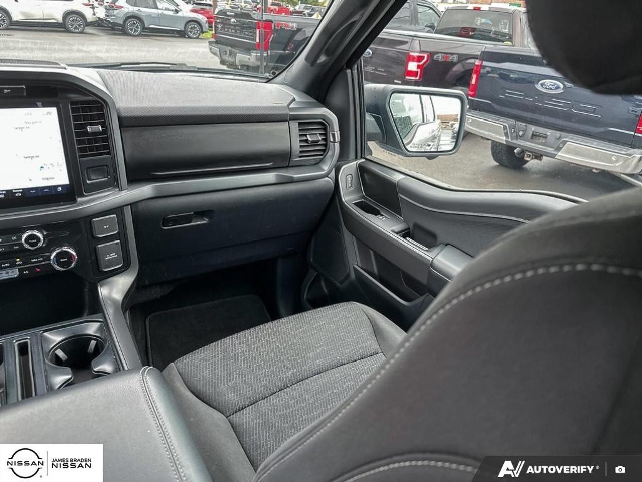 2024 Ford F-150 XLT 4WD SuperCrew 5.5' Box Photo