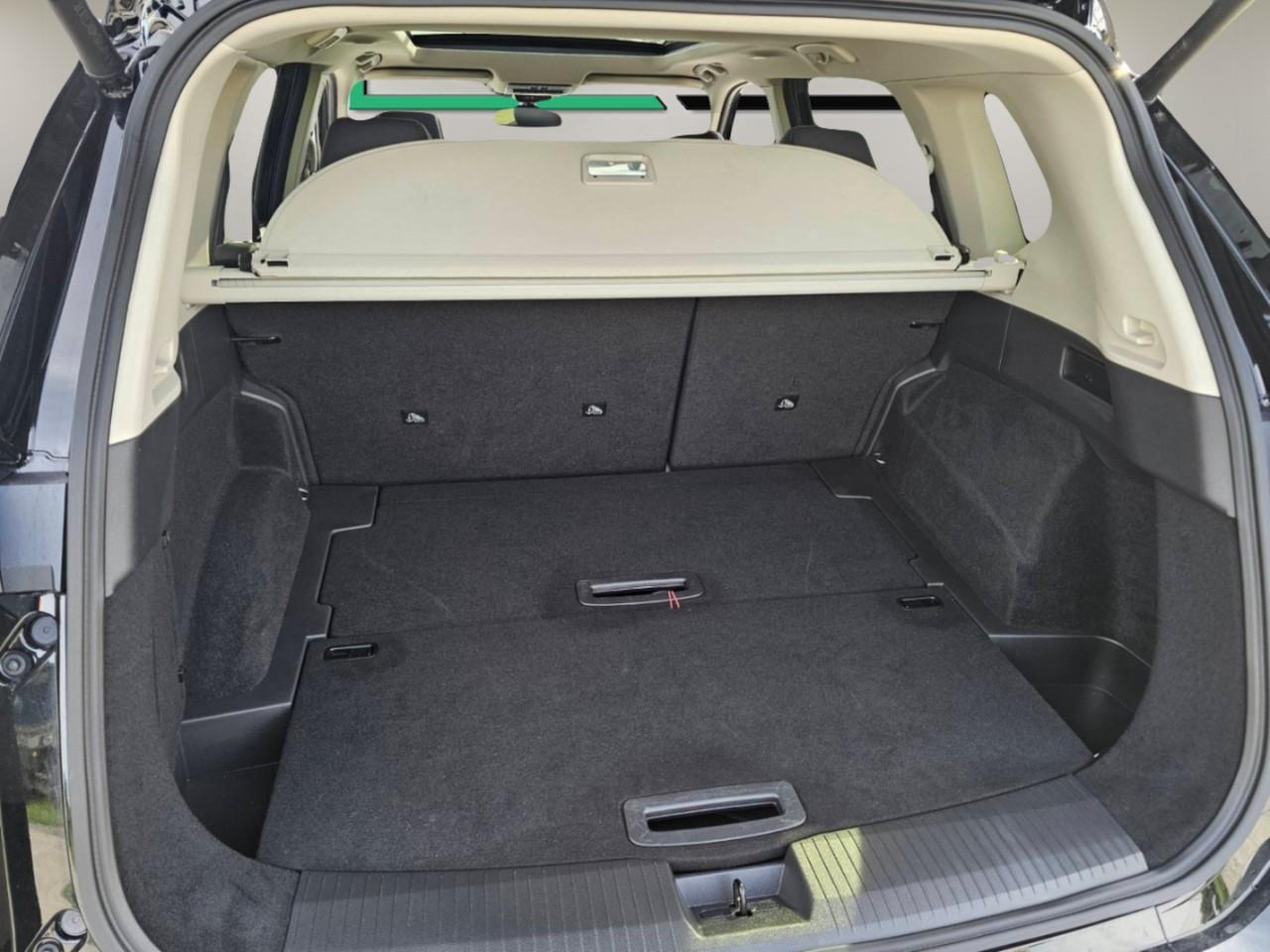2025 Nissan Rogue Platinum 4dr All-Wheel Drive Sport Utility Photo