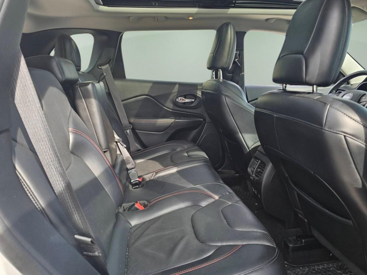 2021 Jeep Cherokee Trailhawk 4dr 4x4 Photo