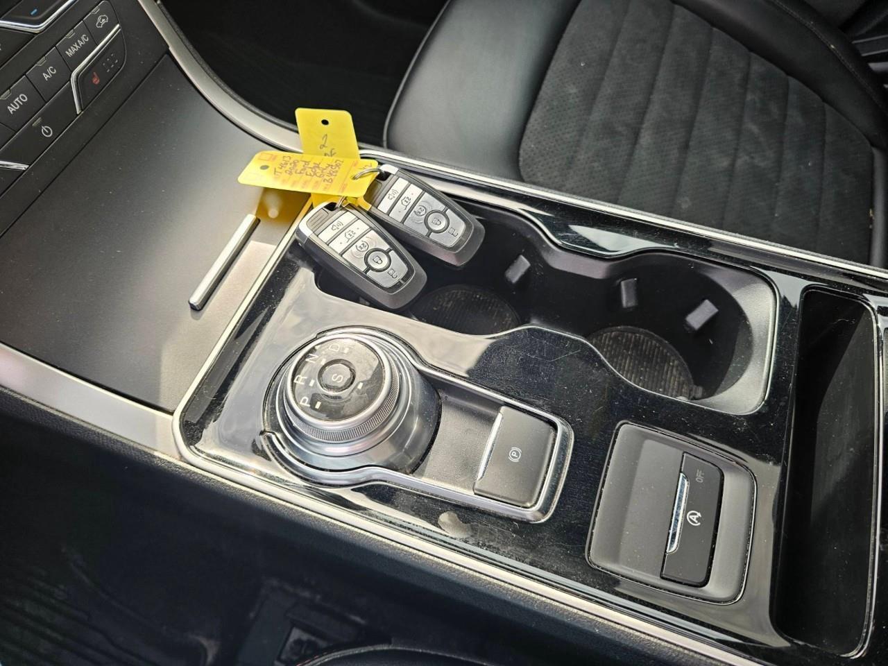 2020 Ford Edge SEL 4dr All-wheel Drive Photo