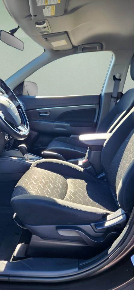 2023 Mitsubishi RVR SE 4dr AWC Photo