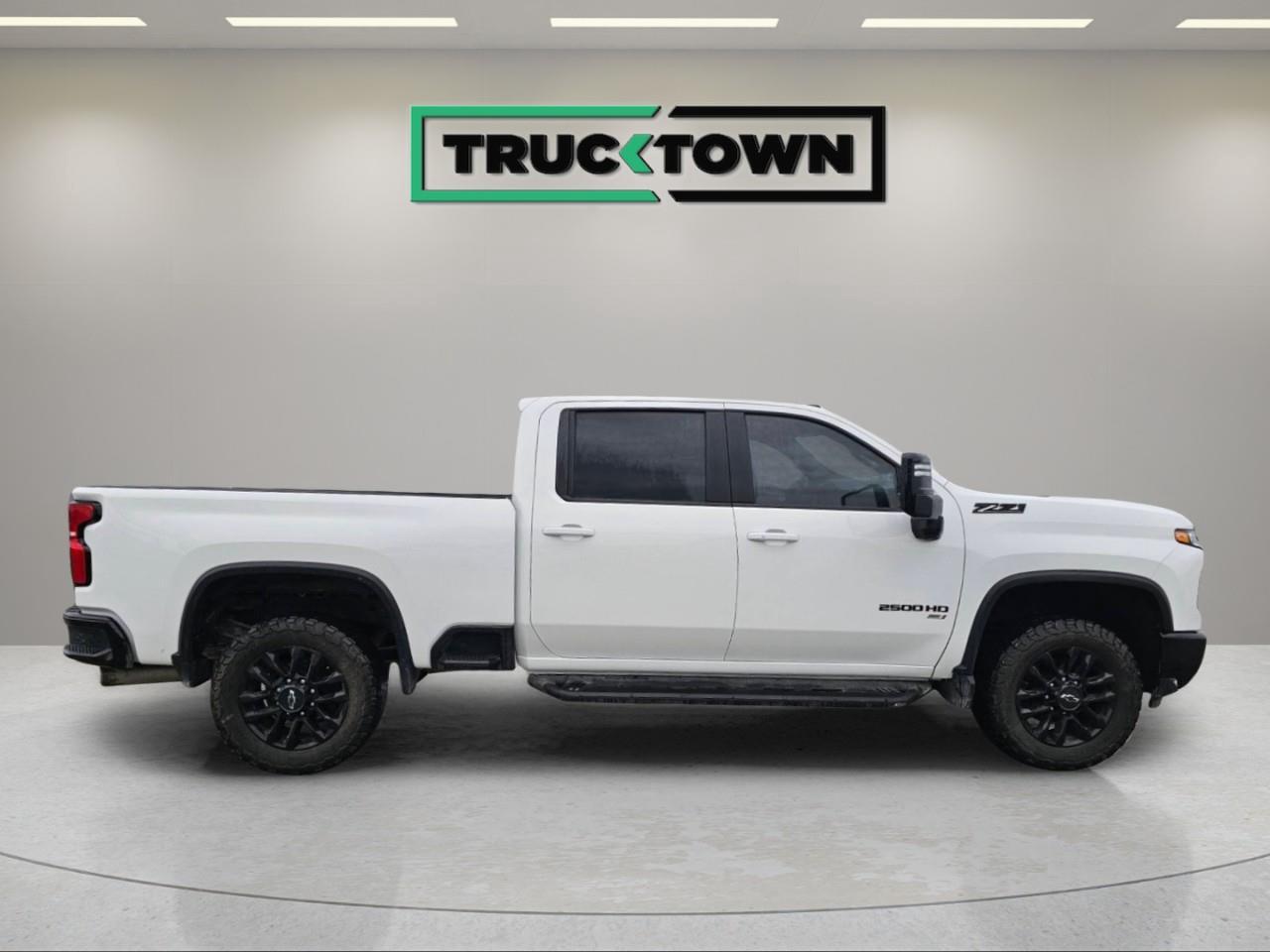 2025 Chevrolet SILVERADO 2500HD  Photo