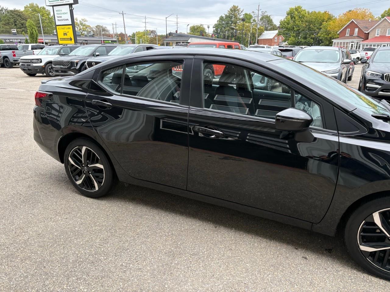 2024 Nissan Versa SR 4DR SEDAN Photo