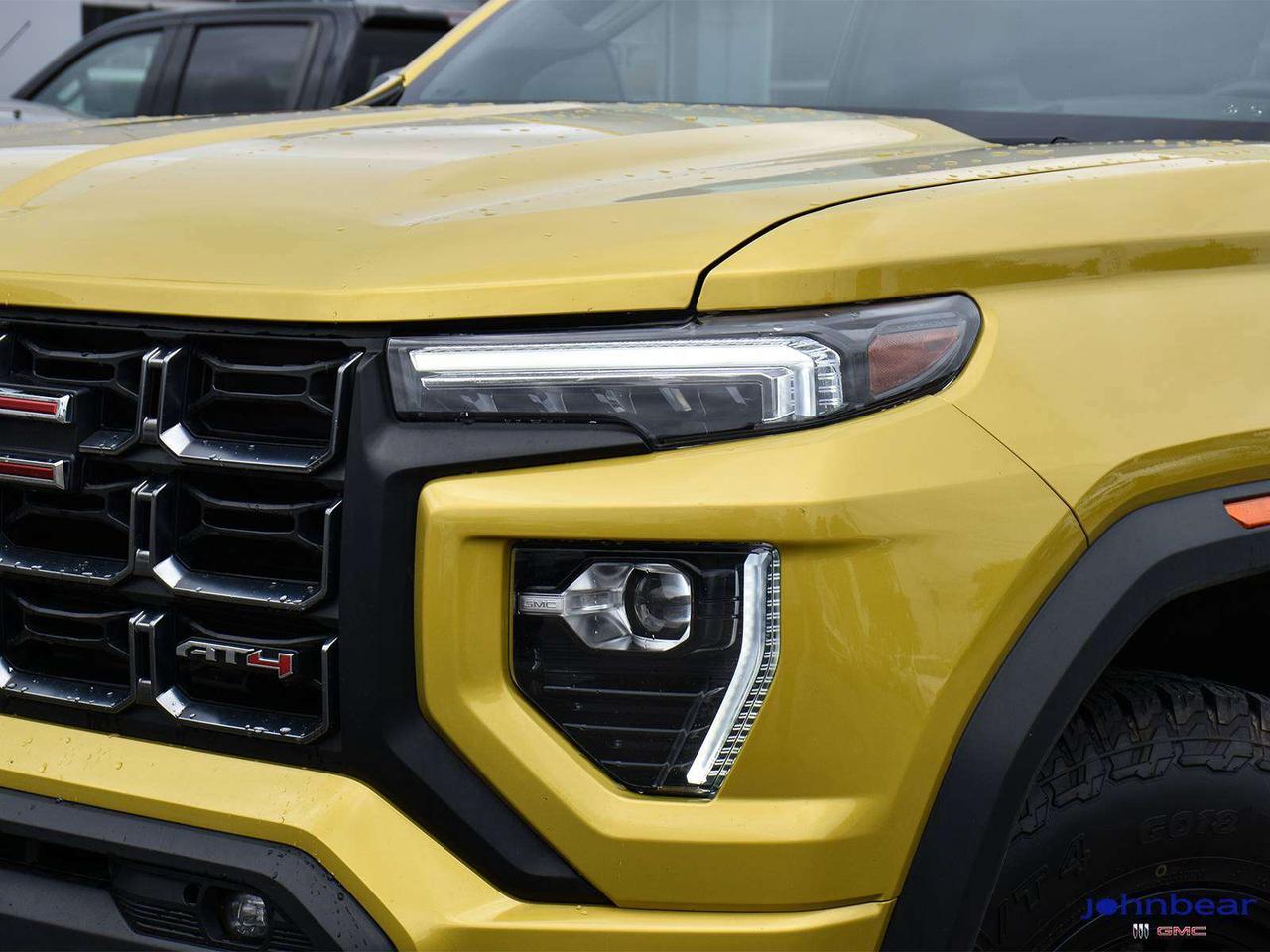 2023 GMC Canyon AT4 Photo