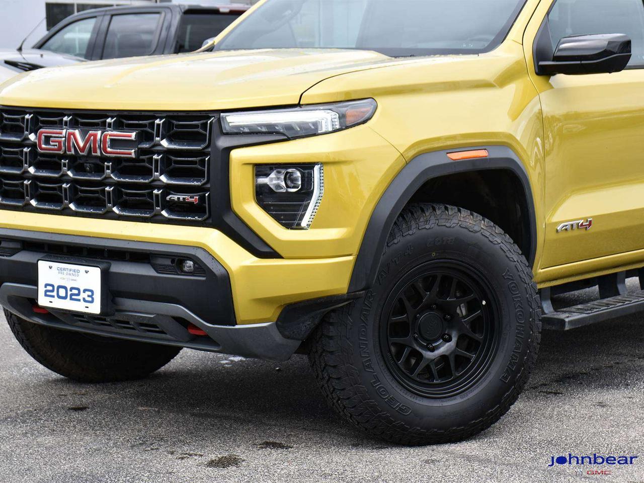 2023 GMC Canyon AT4 Photo
