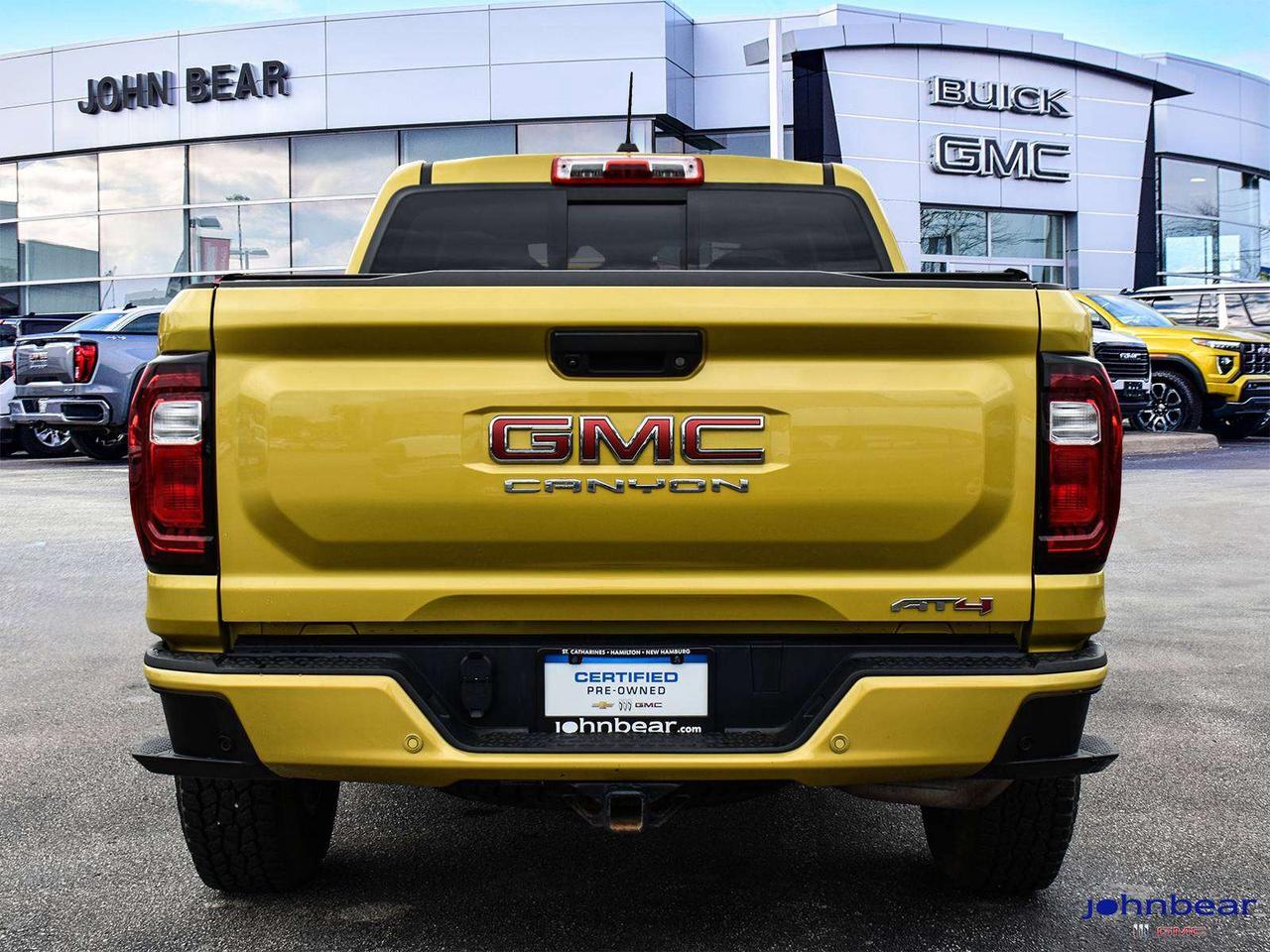 2023 GMC Canyon AT4 Photo