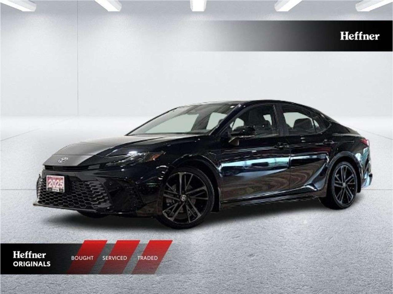 2025 Toyota Camry XSE CVT AWD Photo0
