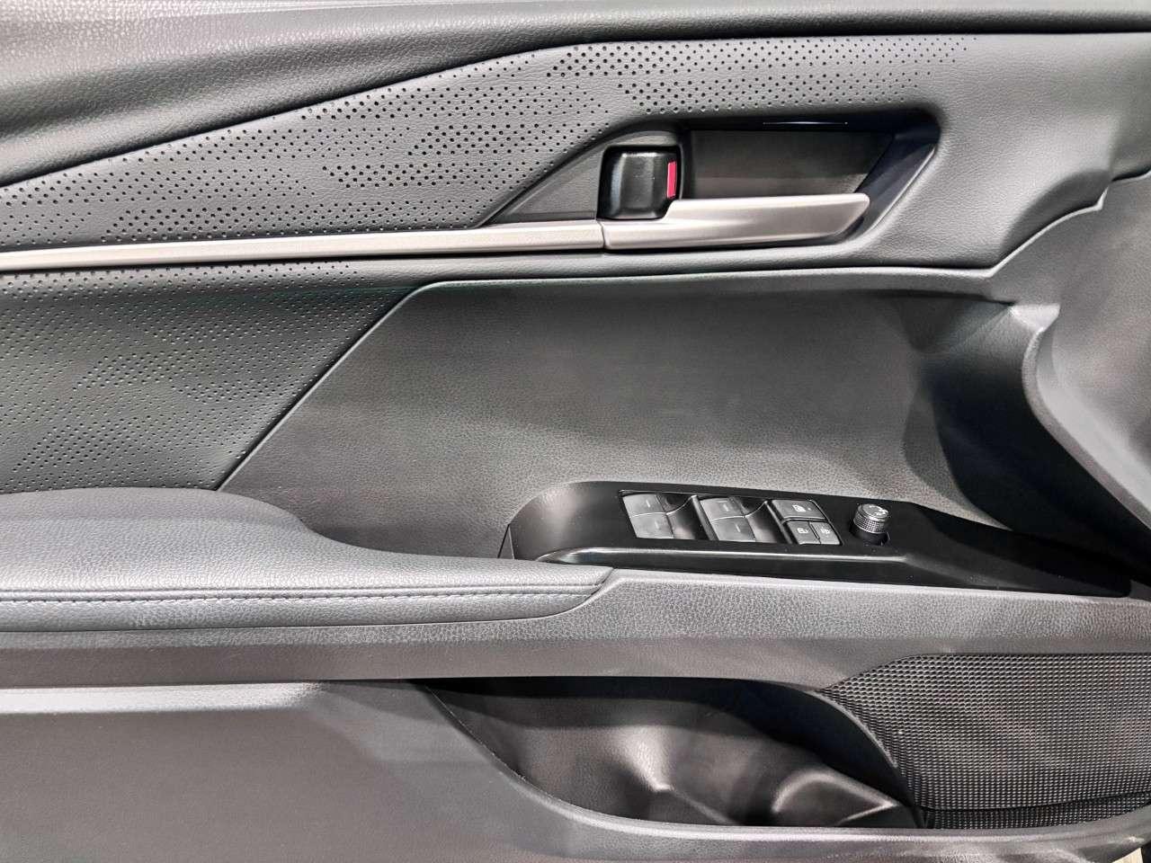 2025 Toyota Camry XSE CVT AWD Photo