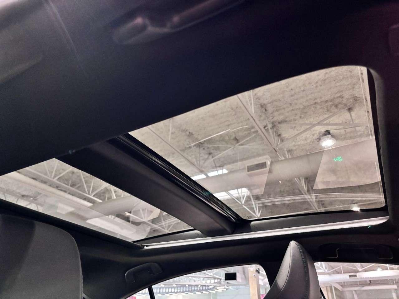 2025 Toyota Camry XSE CVT AWD Photo