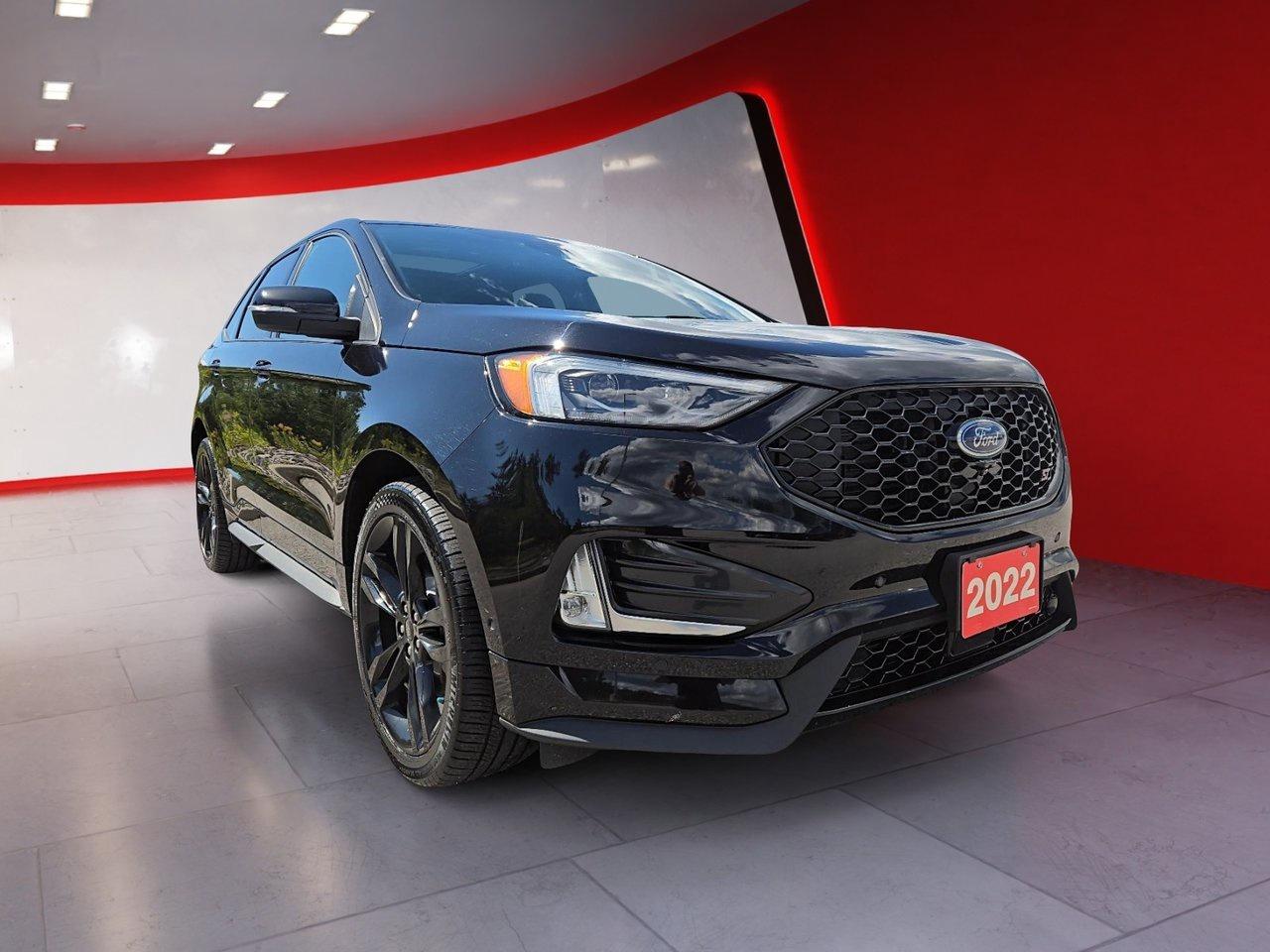 2022 Ford Edge ST AWD Photo