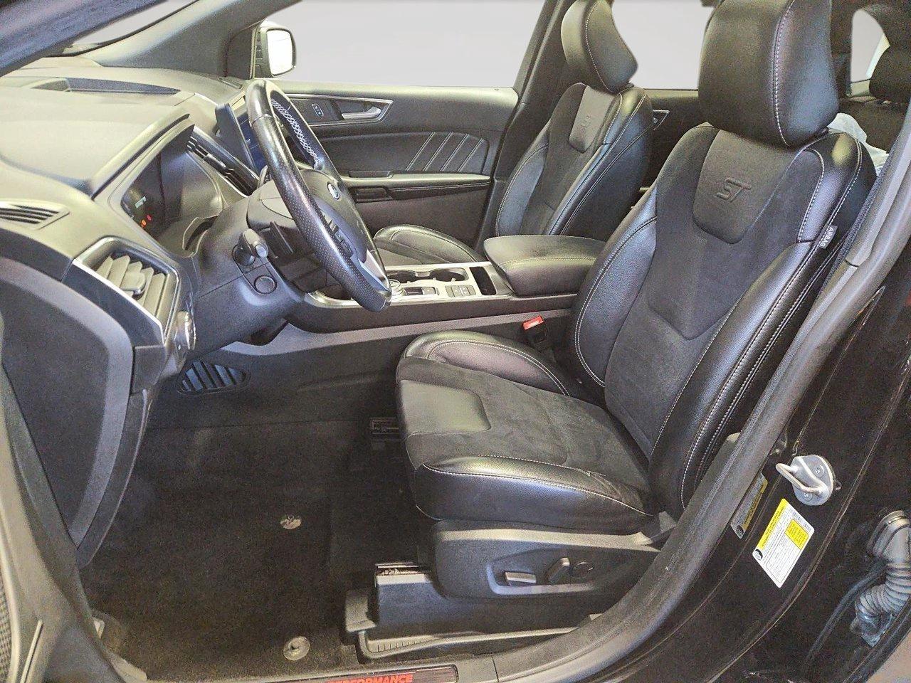 2022 Ford Edge ST AWD Photo
