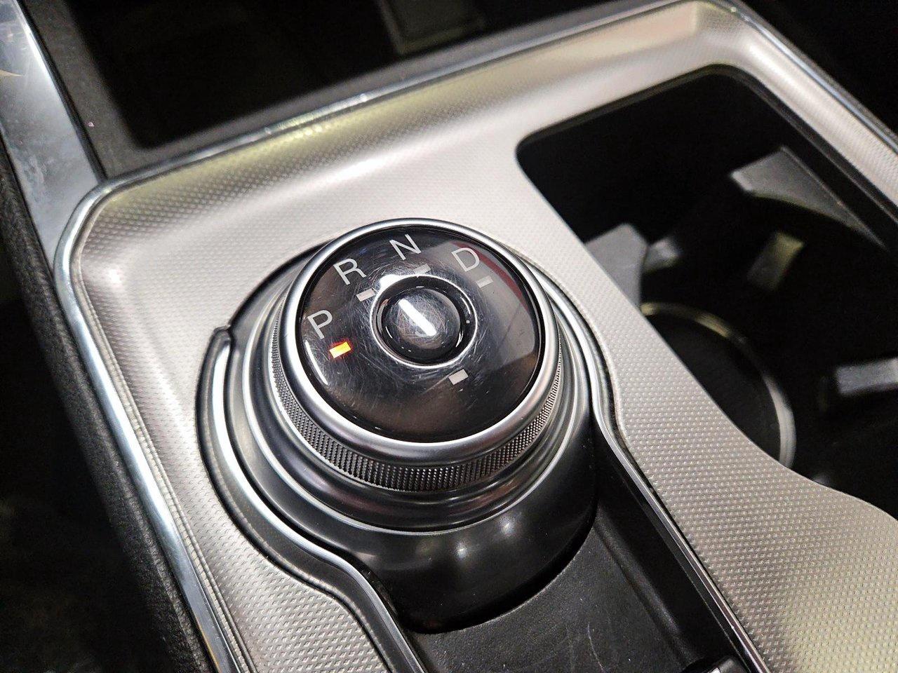 2022 Ford Edge ST AWD Photo