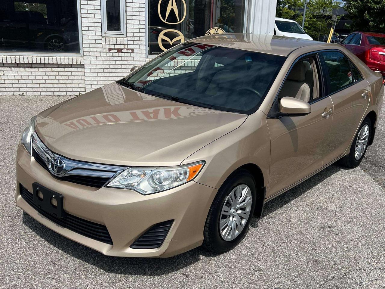 2012 Toyota Camry LE Photo