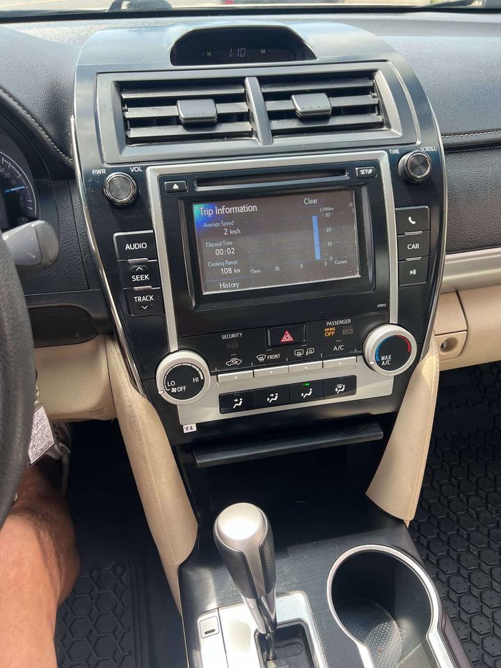 2012 Toyota Camry LE Photo
