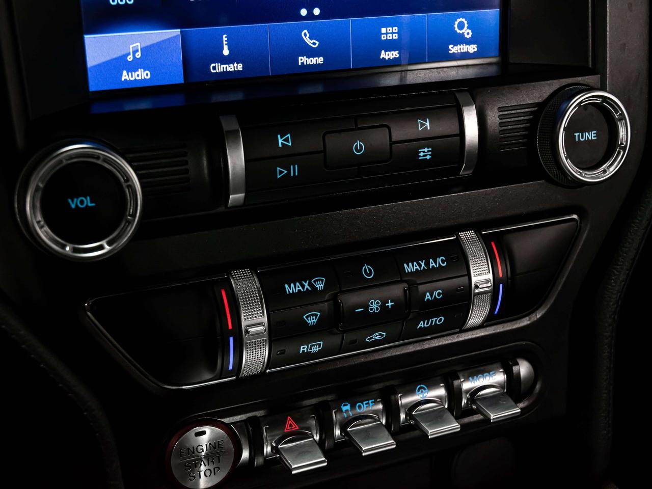 2019 Ford Mustang ECOBOOST 6 SPEED MANUAL REAR VIEW CAMERA Photo