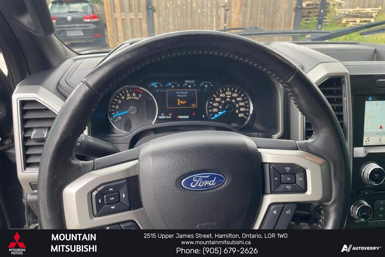 2017 Ford F-150 Lariat Photo