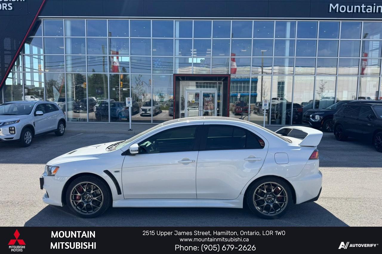 2015 Mitsubishi Lancer Evolution GSR Final Edition Photo1