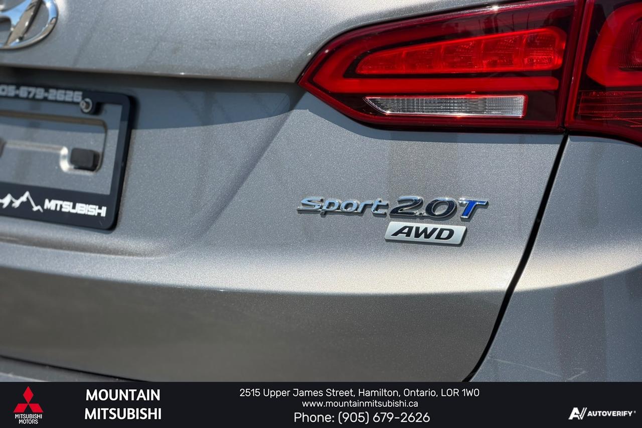 2018 Hyundai Santa Fe Sport Limited AWD Photo