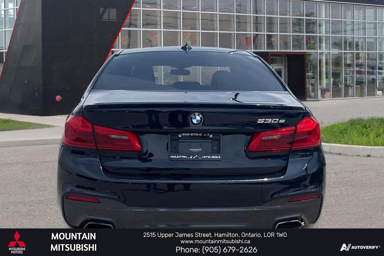2018 BMW 5 Series 530e xDrive iPerformance Plug-In Hybrid Photo