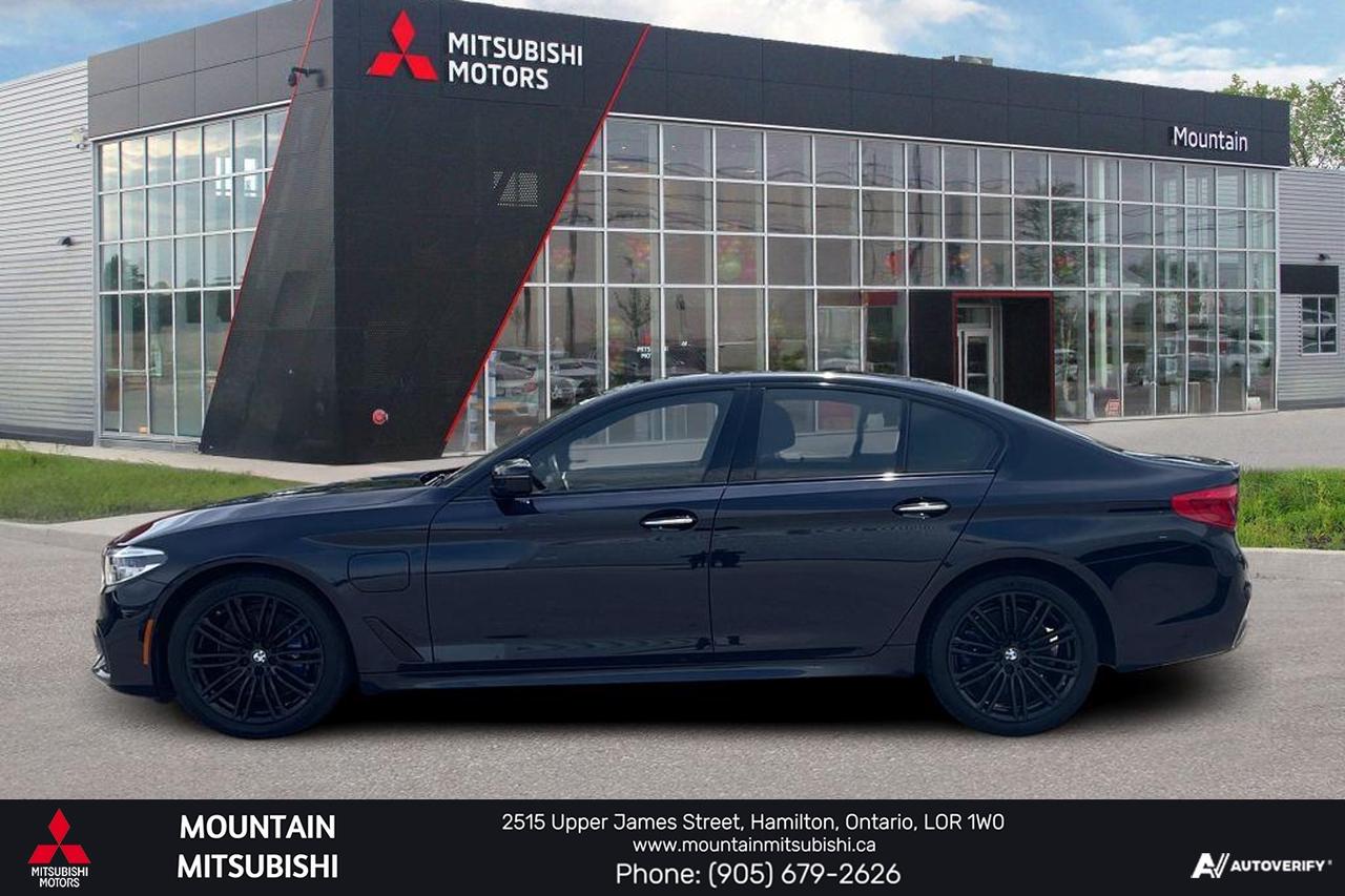 2018 BMW 5 Series 530e xDrive iPerformance Plug-In Hybrid Photo