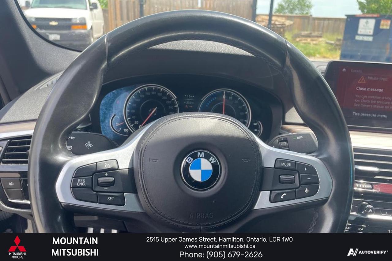 2018 BMW 5 Series 530e xDrive iPerformance Plug-In Hybrid Photo