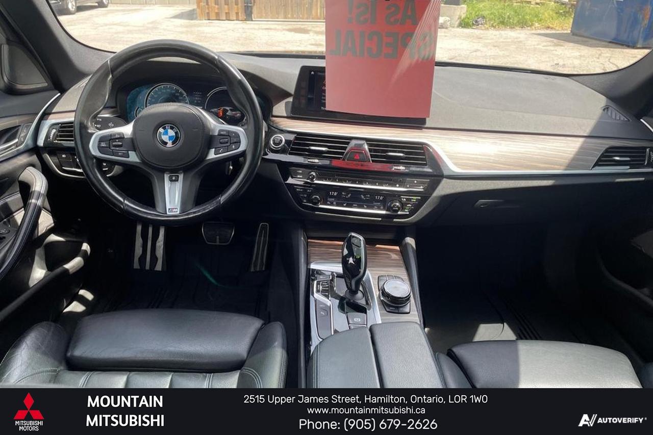 2018 BMW 5 Series 530e xDrive iPerformance Plug-In Hybrid Photo