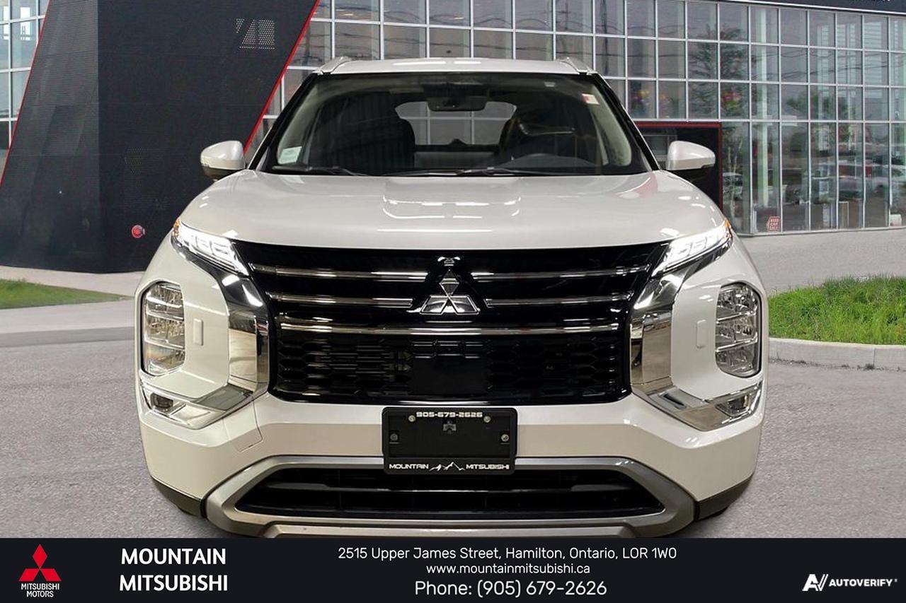2026 Mitsubishi Outlander SEL Photo5