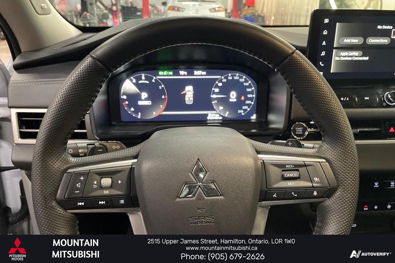 2026 Mitsubishi Outlander SEL Photo