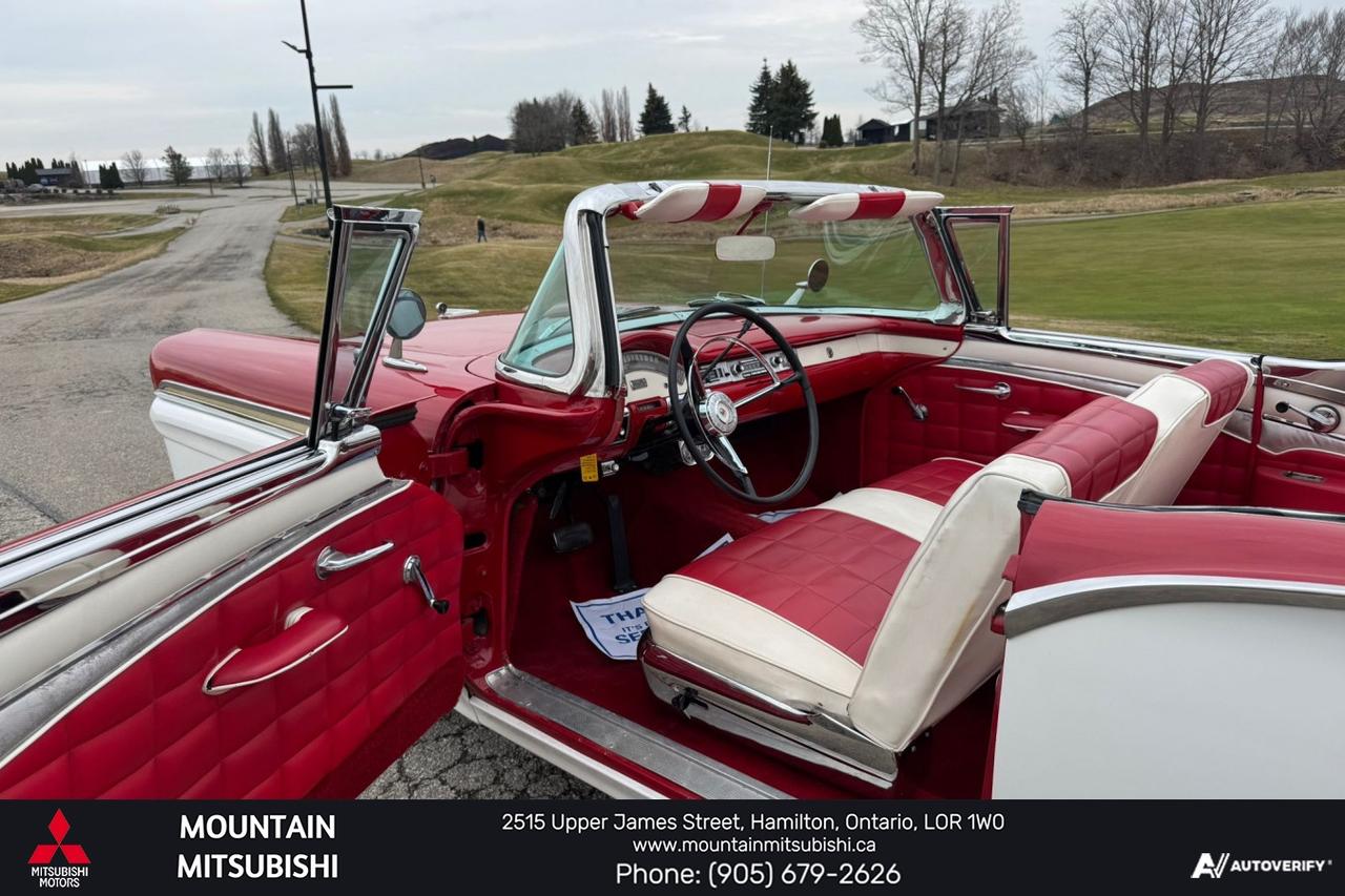 1957 Ford Fairlane Skyliner  Photo
