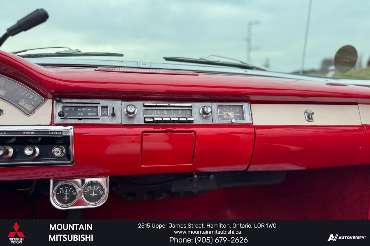 1957 Ford Fairlane Skyliner  Photo