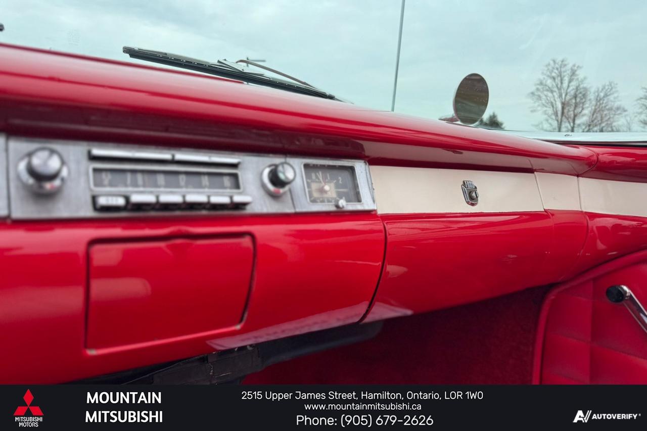 1957 Ford Fairlane Skyliner  Photo