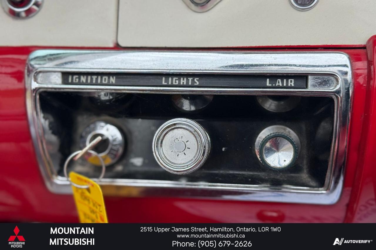 1957 Ford Fairlane Skyliner  Photo