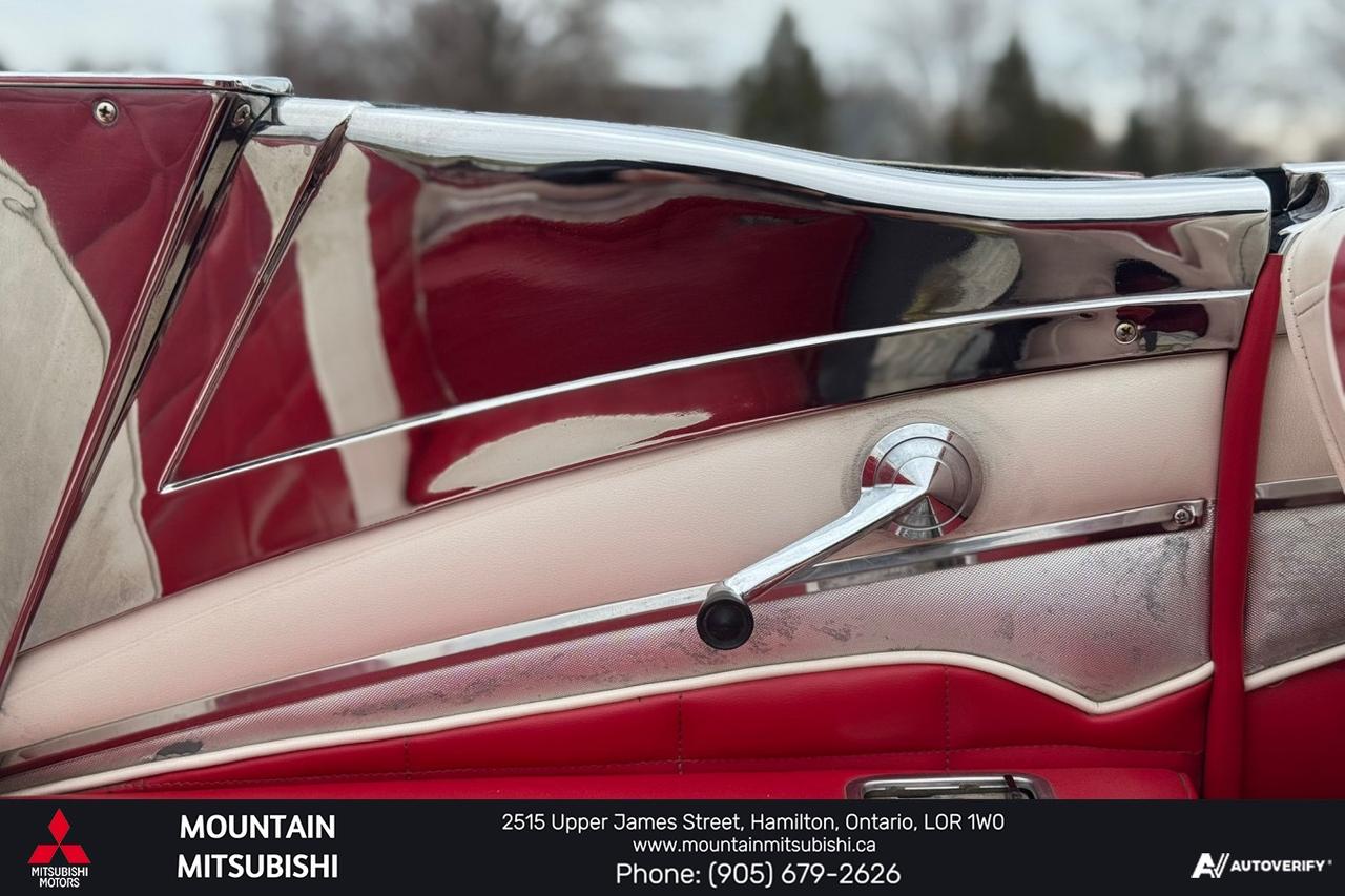 1957 Ford Fairlane Skyliner  Photo