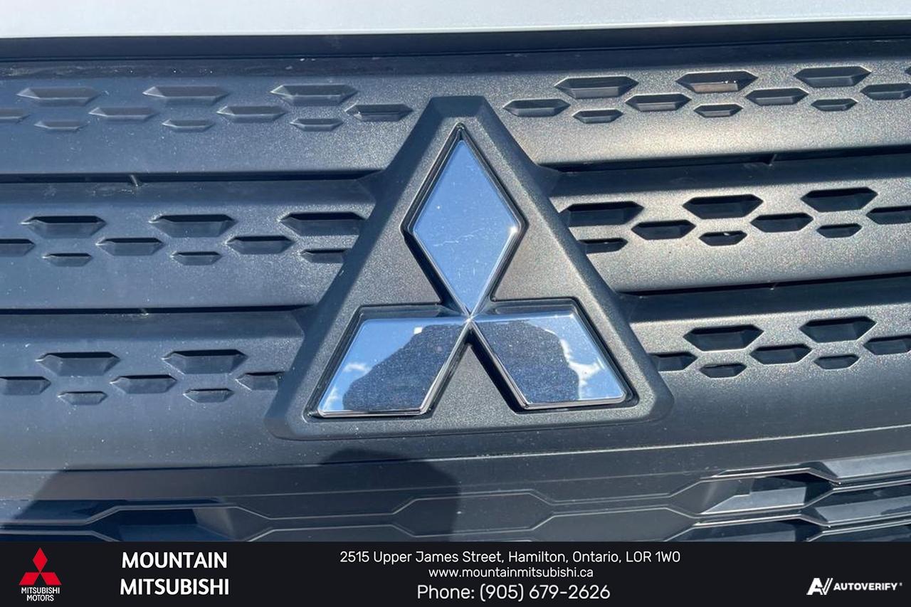 2023 Mitsubishi Eclipse Cross Carbon Edition S-AWC Photo